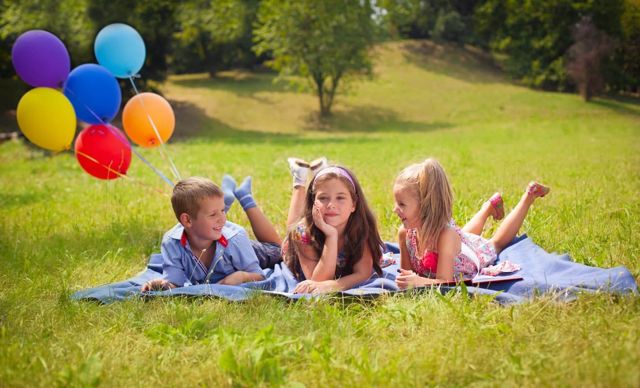 Centri Estivi Troppo Cari? 7 Soluzioni Creative per le Famiglie che Non Possono Permetterseli